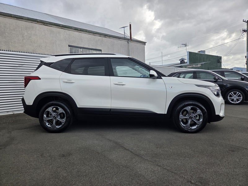 2023 Kia Seltos LX 2.0L, photo 2