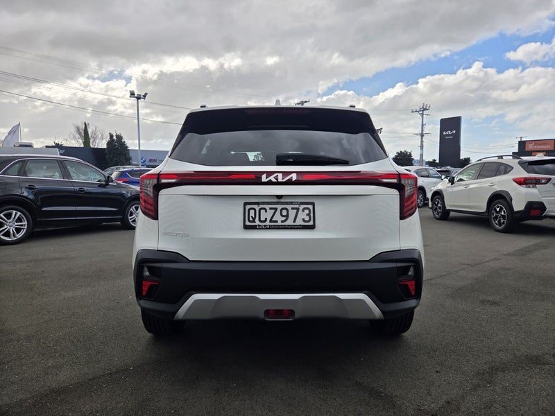 2023 Kia Seltos LX 2.0L, photo 3