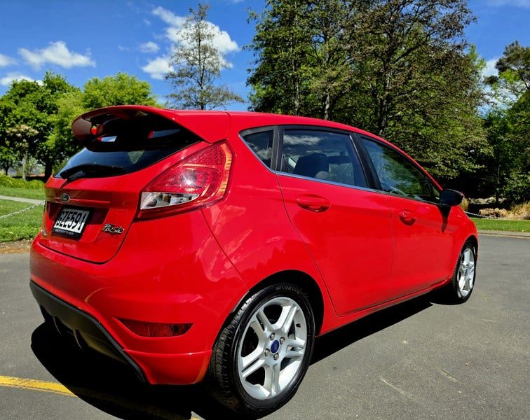 2013 Ford Fiesta 1.6 ZETEC HATCHBACK, photo 3