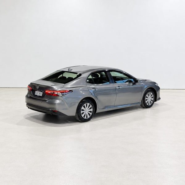 2021 Toyota Camry 2.5 Hybrid Facelift High-Spec, photo 2