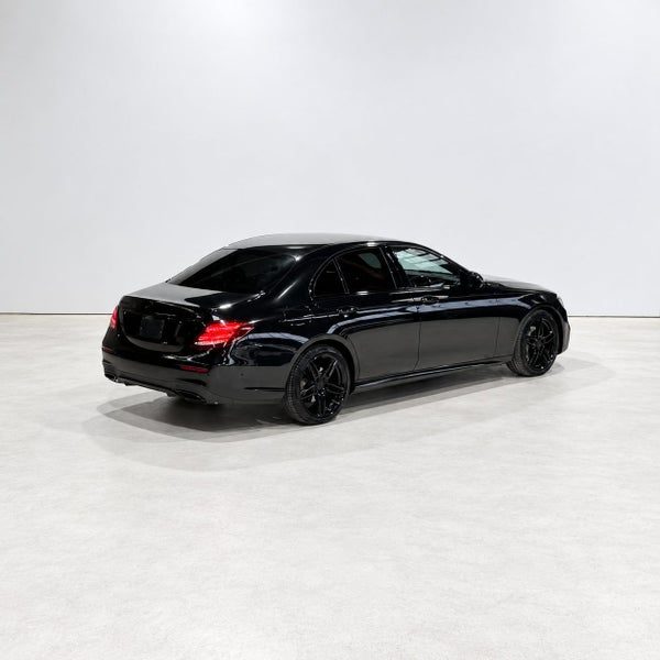 2016 Mercedes-Benz E 250 AMG PKG 155Kw ALL-BLACK, photo 2