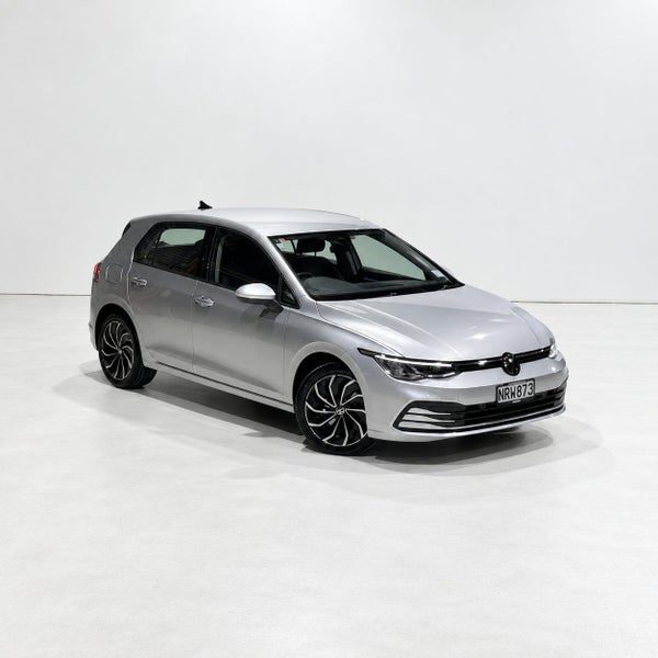 2021 Volkswagen Golf Tsi Life NZ New, main photo