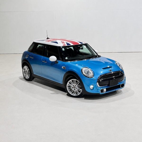 2015 MINI Cooper S JCW PKG 2.0T 5 Door