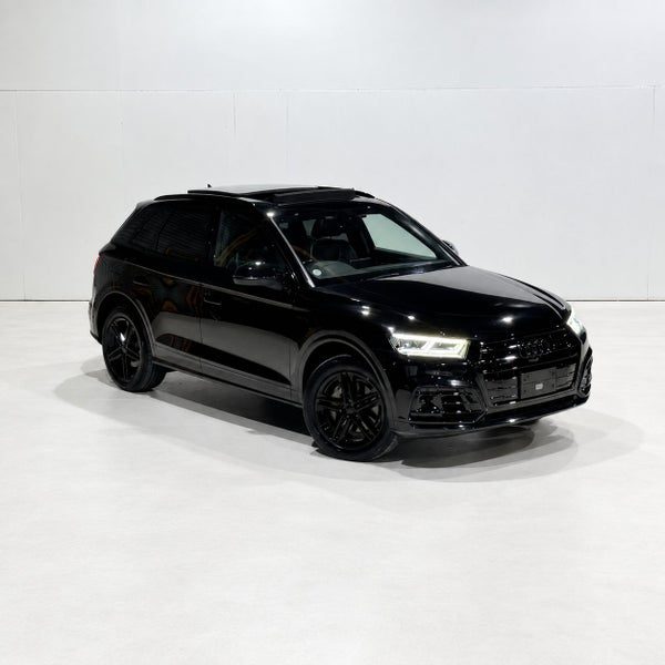 2018 Audi Q5 2.0Tfsi Quattro S-LINE All-Black