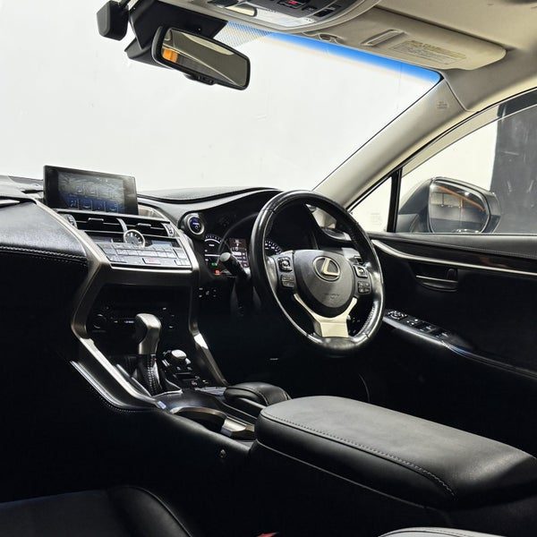 2014 Lexus NX 300h Version L, photo 3