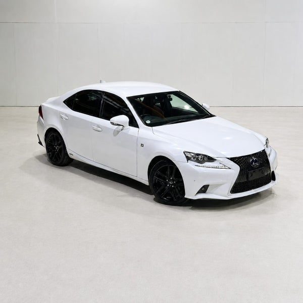 2013 Lexus IS 300h F-SPORT HYBRID Black-Out