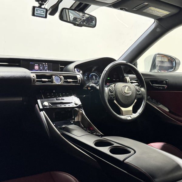 2013 Lexus IS 300h F-SPORT HYBRID Black-Out, photo 3