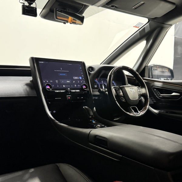 2023 Toyota Alphard Hybrid Z Pilot Seats, photo 3
