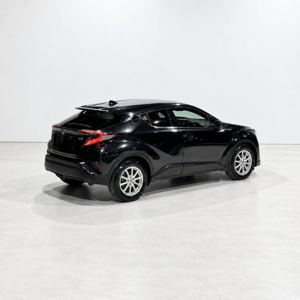 2017 Toyota C-HR Hybrid G-Model LED Light, photo 2