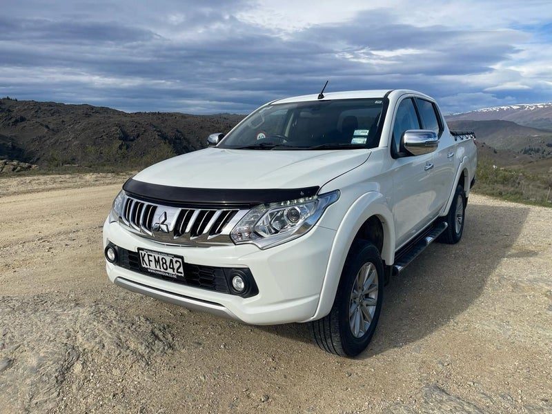 2017 Mitsubishi Triton D/CAB GLS 2.4D/4WD/6