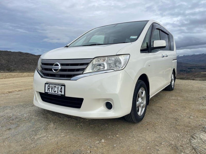 2012 Nissan Serena, photo 2