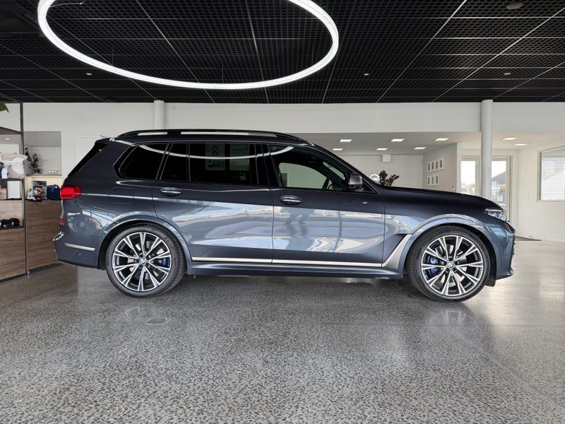 2021 BMW X7 M50i M Performance, photo 3