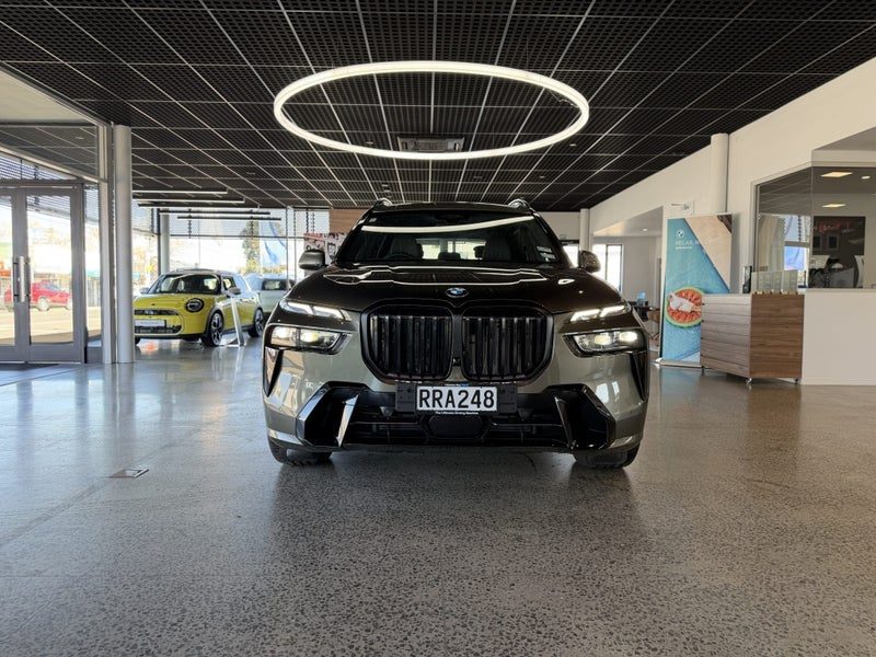 2026 BMW X7 xDrive 40d, photo 2