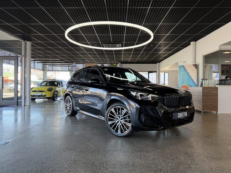 2023 BMW iX1 xDRIVE30 M Sport