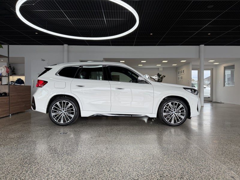 2026 BMW X1 xDrive 25e M-Sport PhEV, photo 3
