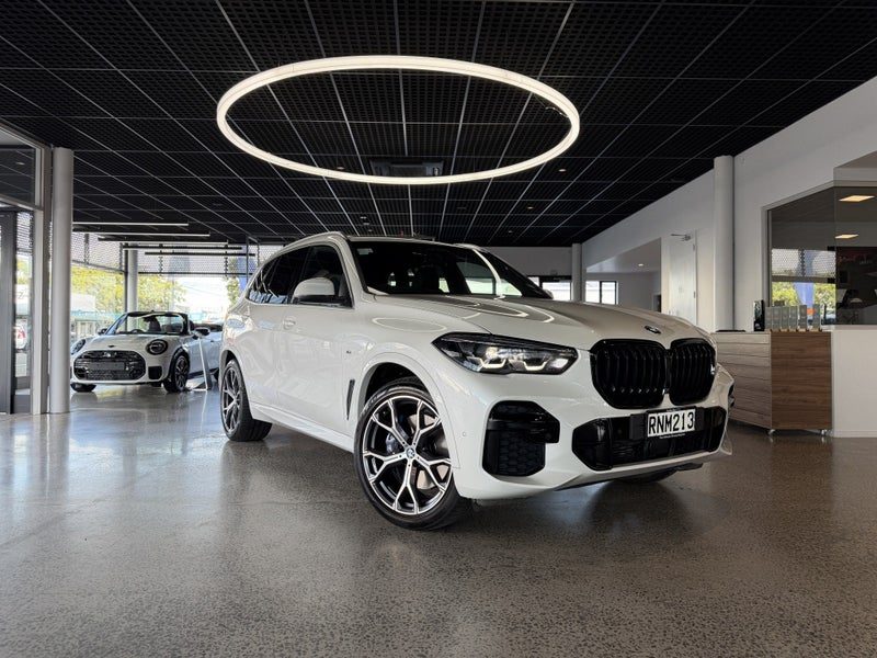 2023 BMW X5 xDrive30d M Sport + Innovations