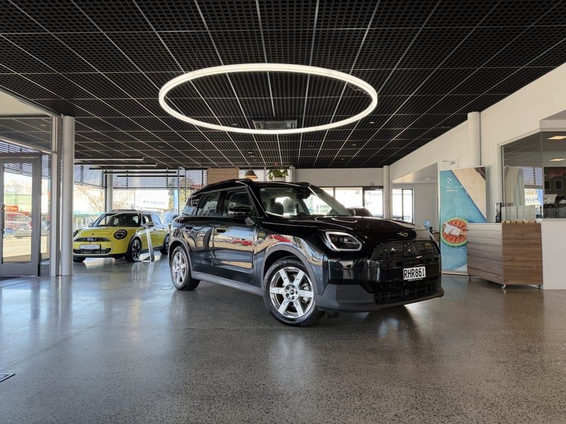 2025 MINI Countryman E