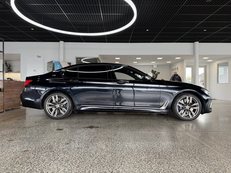 2017 BMW 760LI M760 Li xDrive Sedan, photo 3