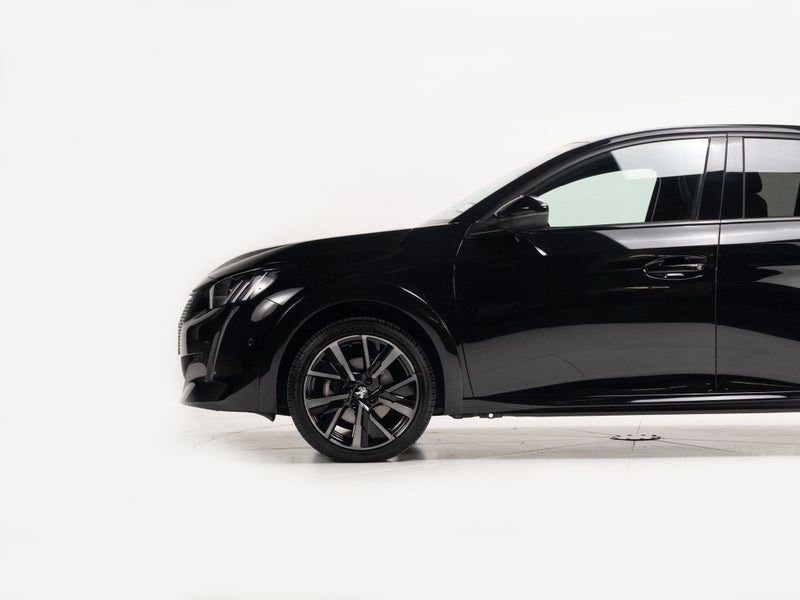 2022 Peugeot 208 Gt 1.2P/6At, photo 3