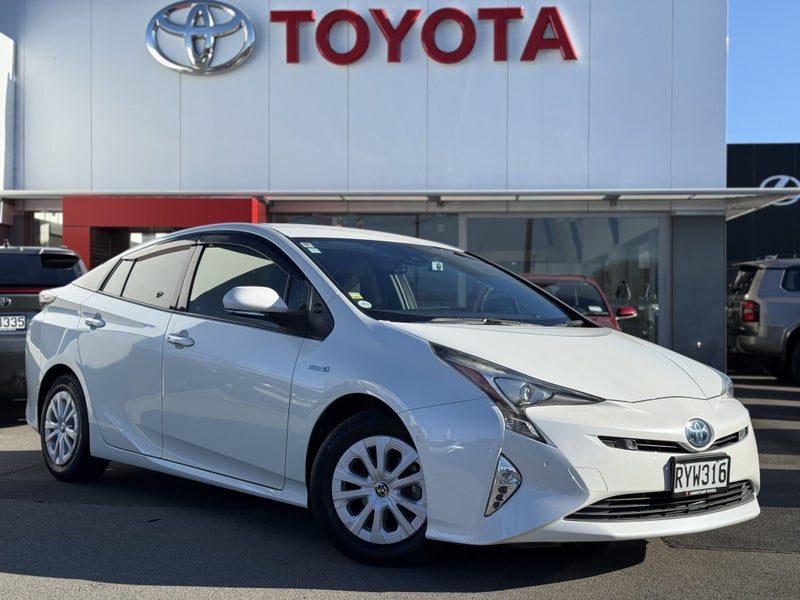 2017 Toyota Prius 1.8 Hybrid S Safety Plus 5