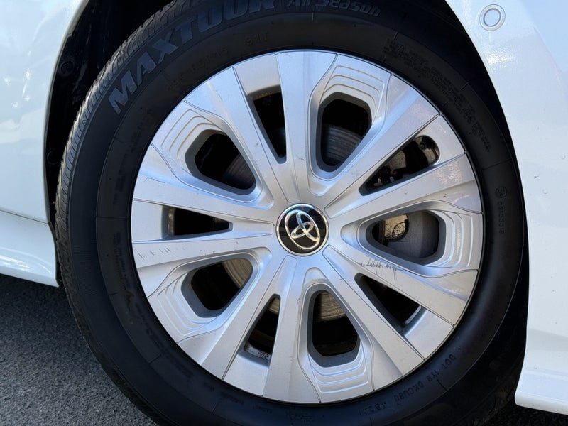 2017 Toyota Prius 1.8 Hybrid S Safety Plus 5, photo 2