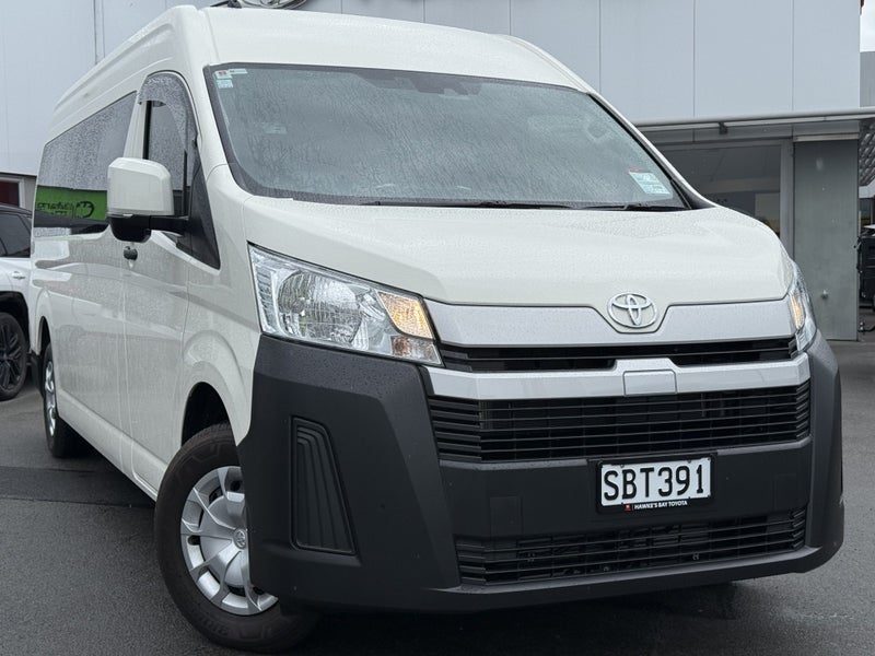 2026 Toyota Hiace ZX 2.8DT 6AT RWD MB/4D/10S, photo 2