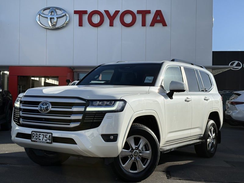 2025 Toyota Land Cruiser VX