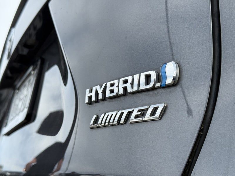 2023 Toyota RAV4 Limited, photo 2