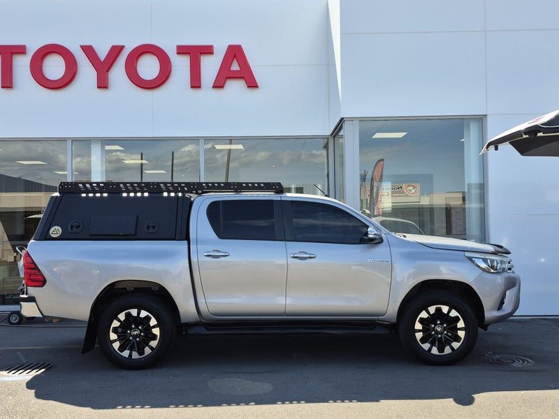 2016 Toyota Hilux SR5 2.8DT 4WD Auto, photo 2