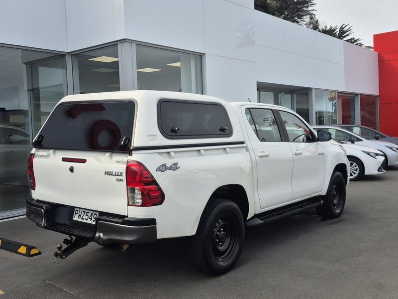 2023 Toyota Hilux SR 2.8DT 4WD Auto, photo 2