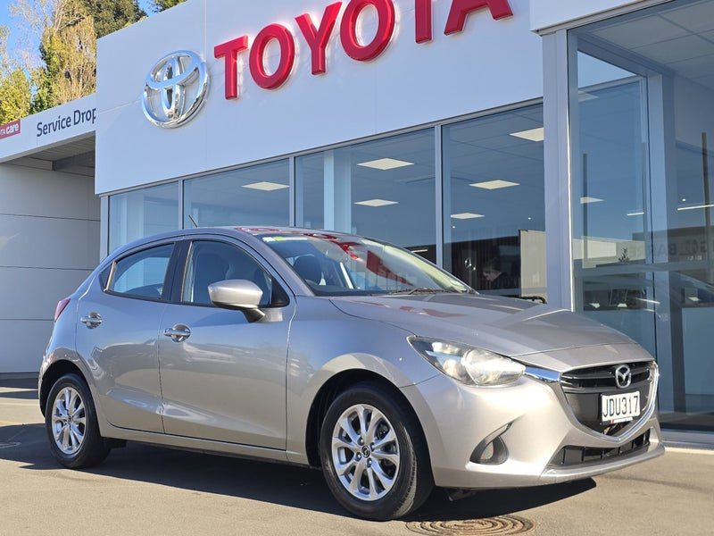 2015 Mazda 2 GLX 1.5P Auto
