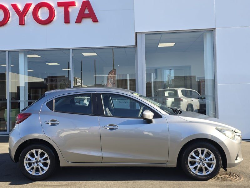 2015 Mazda 2 GLX 1.5P Auto, photo 2