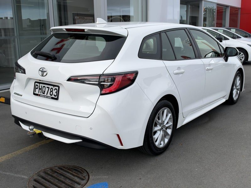 2022 Toyota Corolla GX 1.8P Wagon Auto, photo 3