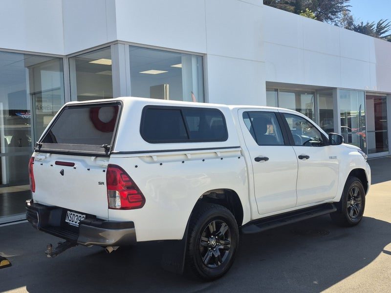 2021 Toyota Hilux SR 2.8DT 2WD Auto, photo 3