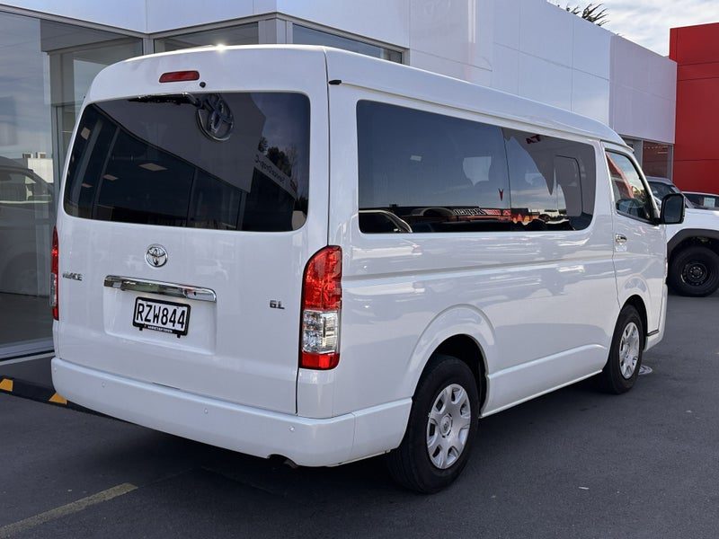 2024 Toyota Hiace 2.7P 10seat Auto, photo 3