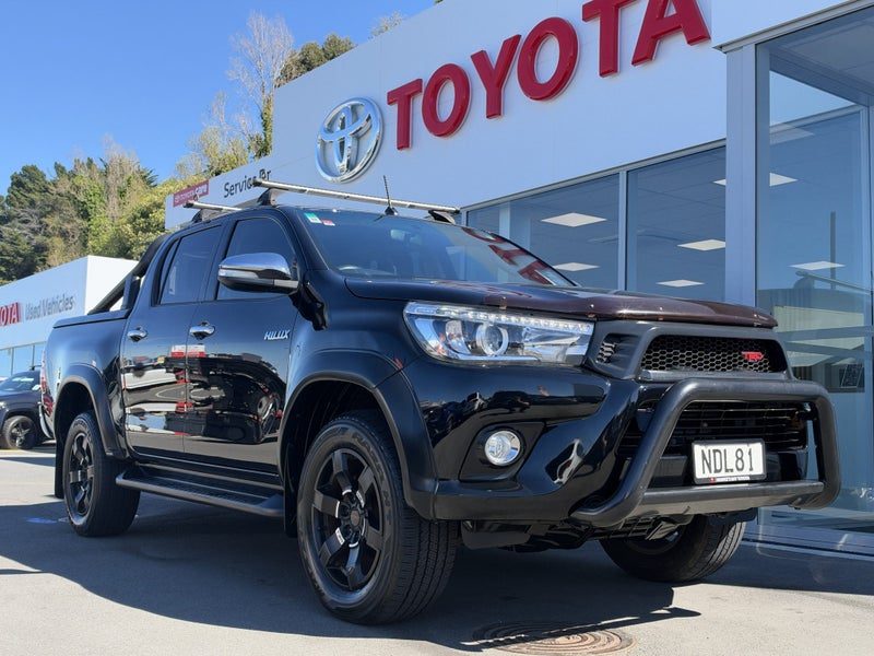 2017 Toyota Hilux 4WD SR5 2.8DT 6AT