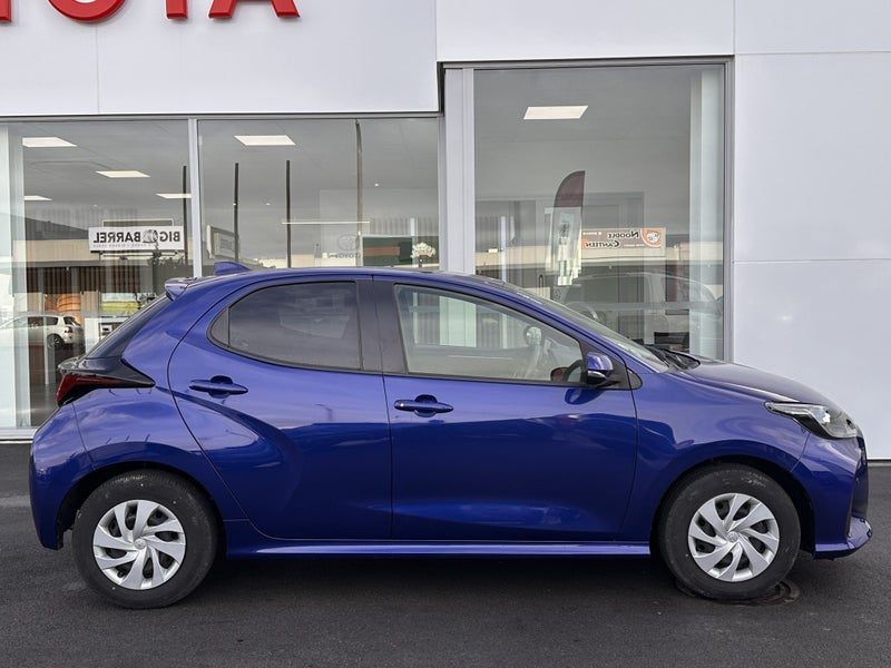 2022 Toyota Yaris 1.5 Hybrid X Auto GX, photo 2