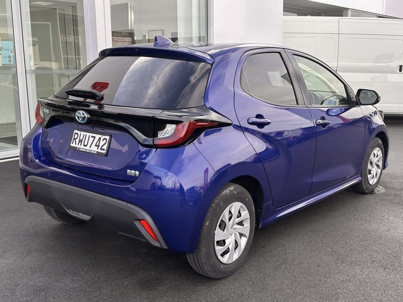 2022 Toyota Yaris 1.5 Hybrid X Auto GX, photo 3