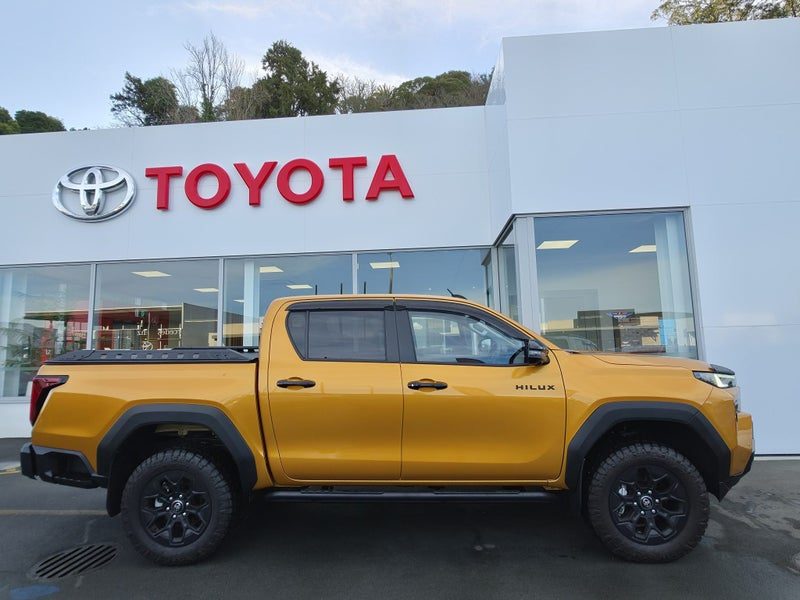2026 Toyota Hilux Adventure 2.8DT Hybrid 4WD Auto, photo 2