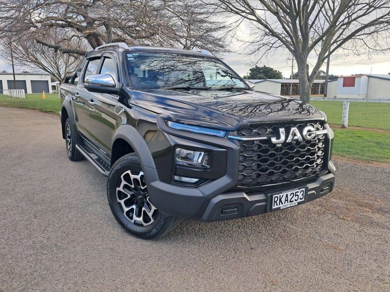 2025 JAC T9 2.0D/4Wd/8At