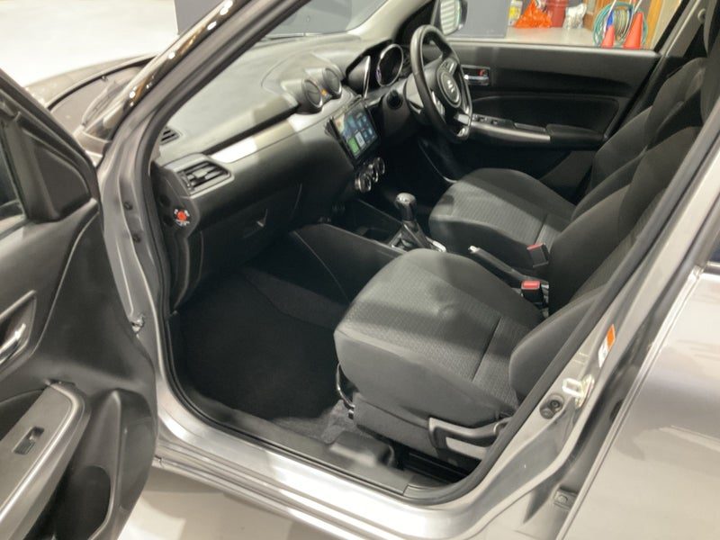 2025 Suzuki Swift RS Hybrid, photo 3