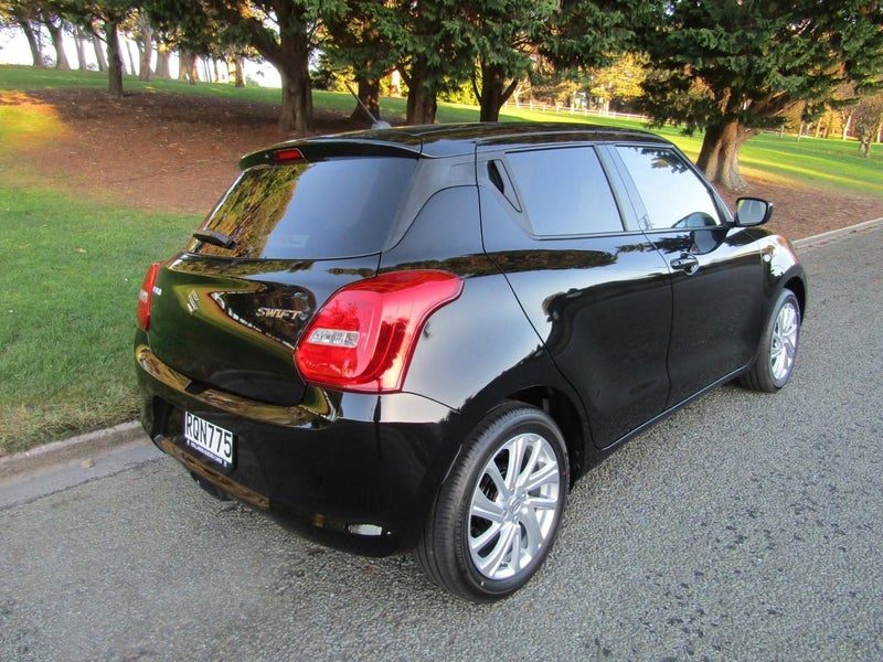 2026 Suzuki Swift Gl, photo 2