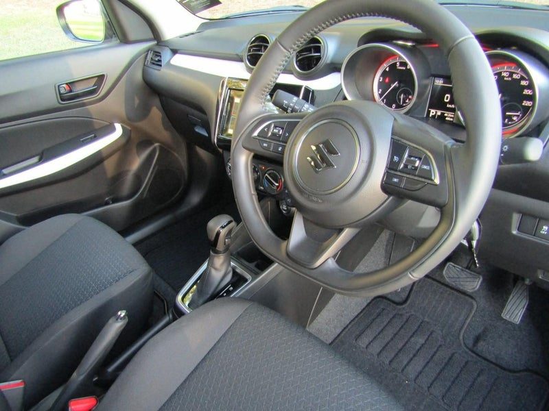 2026 Suzuki Swift Gl, photo 3