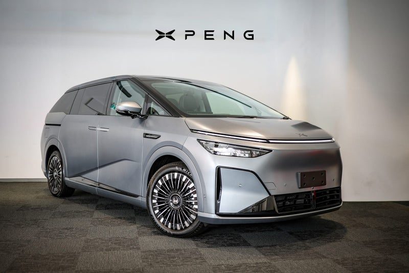 2026 XPENG X9 FWD Standard Range