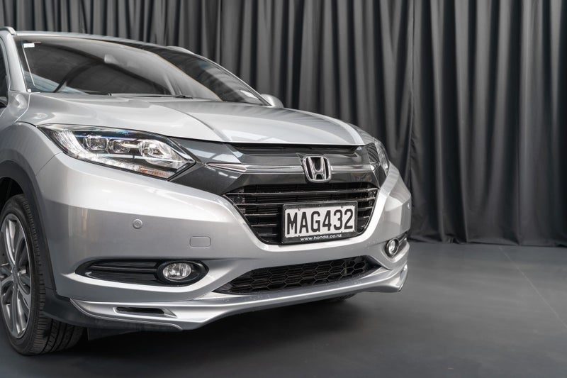 2017 Honda HR-V Sport, photo 2