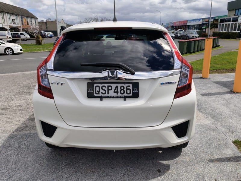 2017 Honda Fit HYBRID F Package, photo 3
