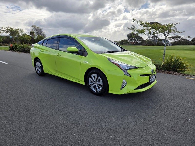 2016 Toyota Prius 5D A