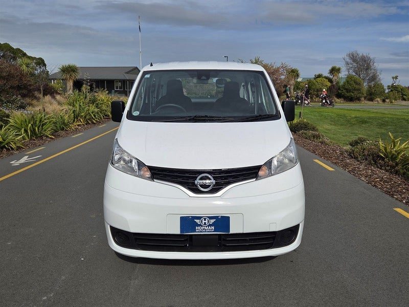 2021 Nissan NV200 5 Door, photo 2