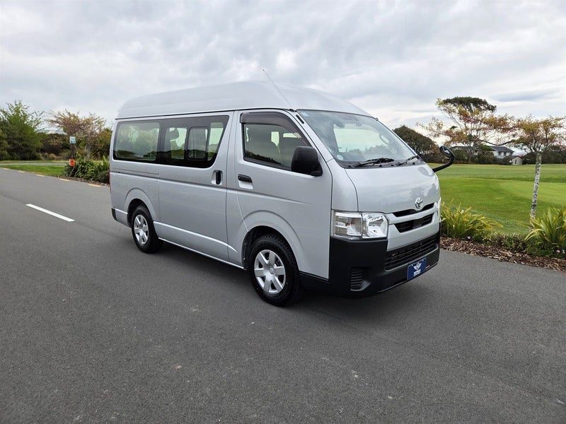 2020 Toyota Hiace High Roof 2.0P 5dr 6AT