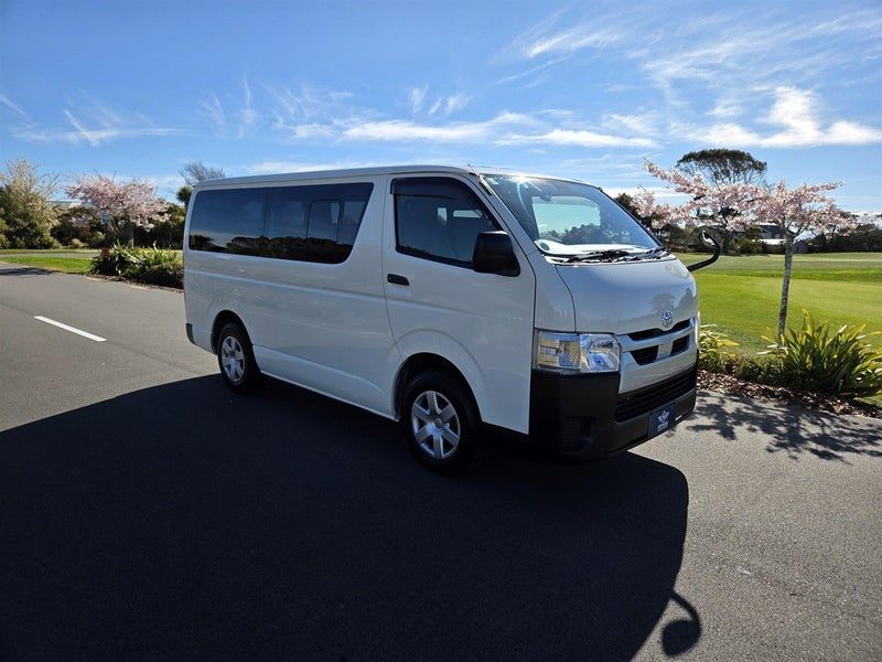 2022 Toyota Hiace Diesel 2.8 TD LWB 6AT